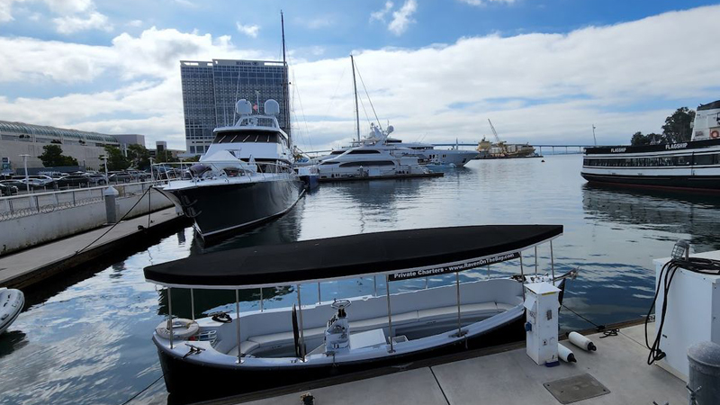 San Diego Yacht Bayside Bar Hop image