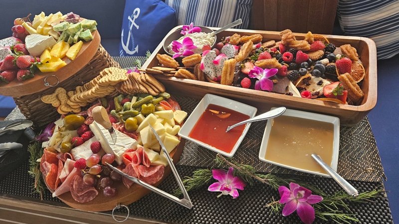 San Diego Yacht Breakfast / Brunch / Lunch / Dinner Cruises image