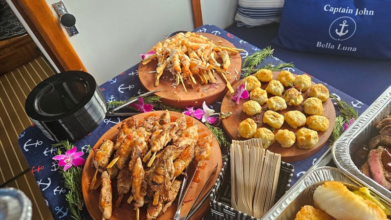 San Diego Yacht Breakfast / Brunch / Lunch / Dinner Cruises image